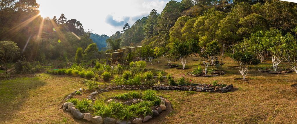 Готель El Tular Santuario Natural San Jose Pinula Екстер'єр фото